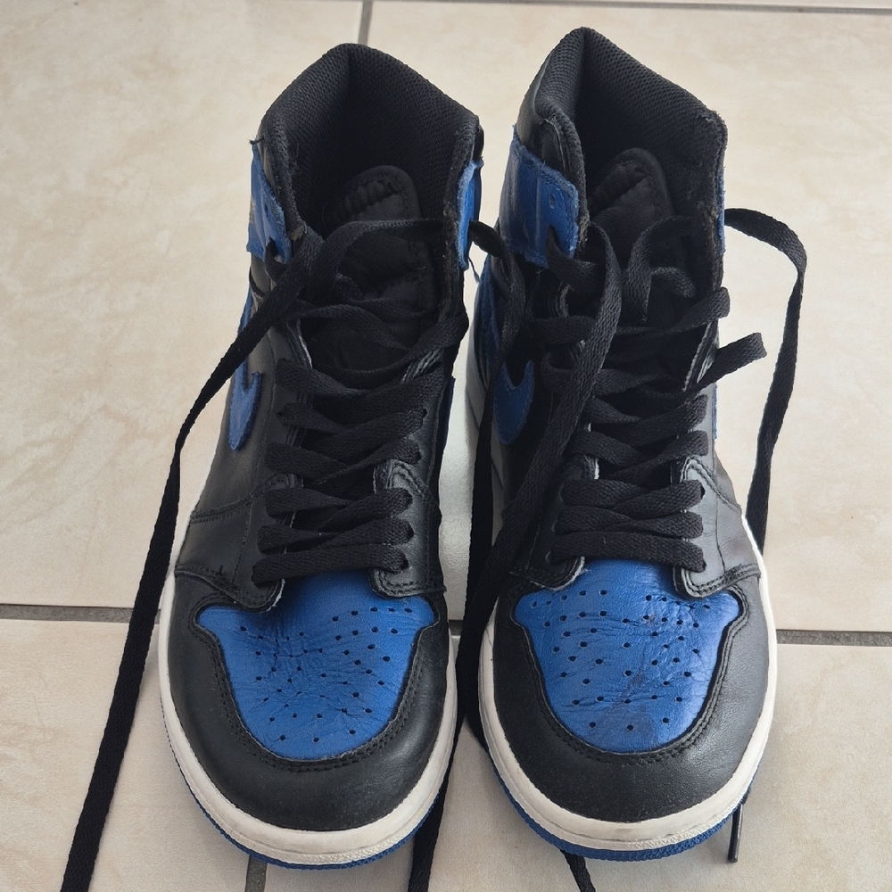 Vans Black and Blue Sneakers